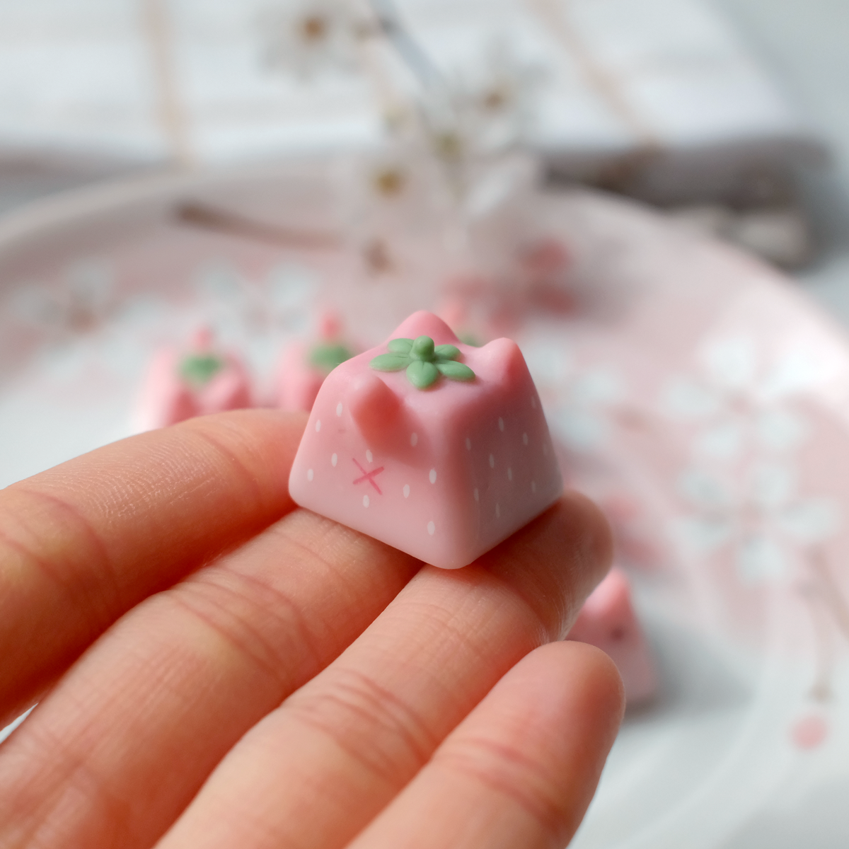 Kitty Keycaps - Strawberry