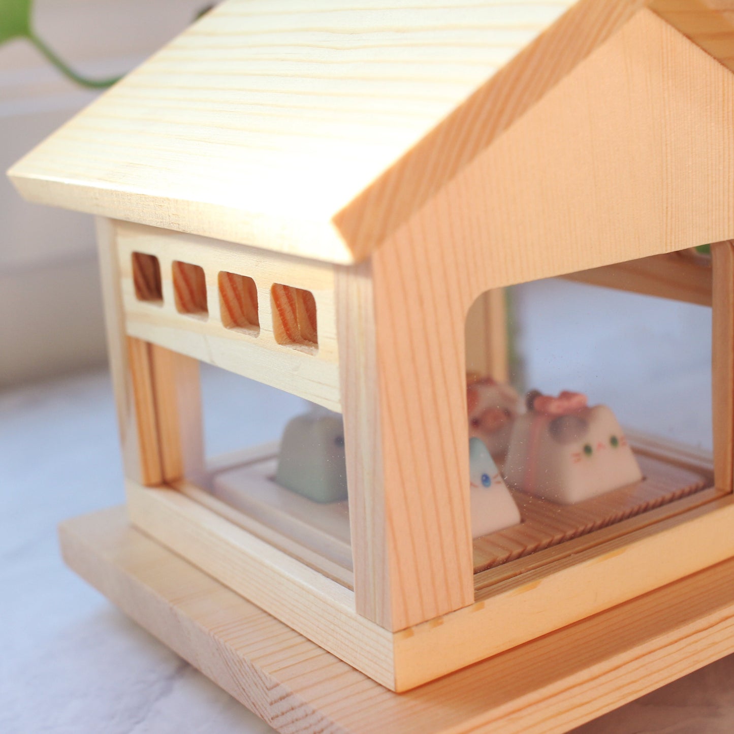 Chashitsu Wooden Display for Keycaps & Small Figurines