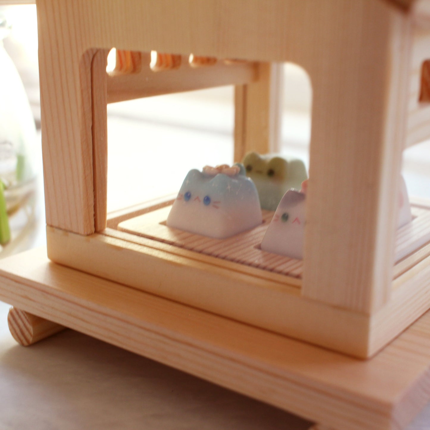 Chashitsu Wooden Display for Keycaps & Small Figurines