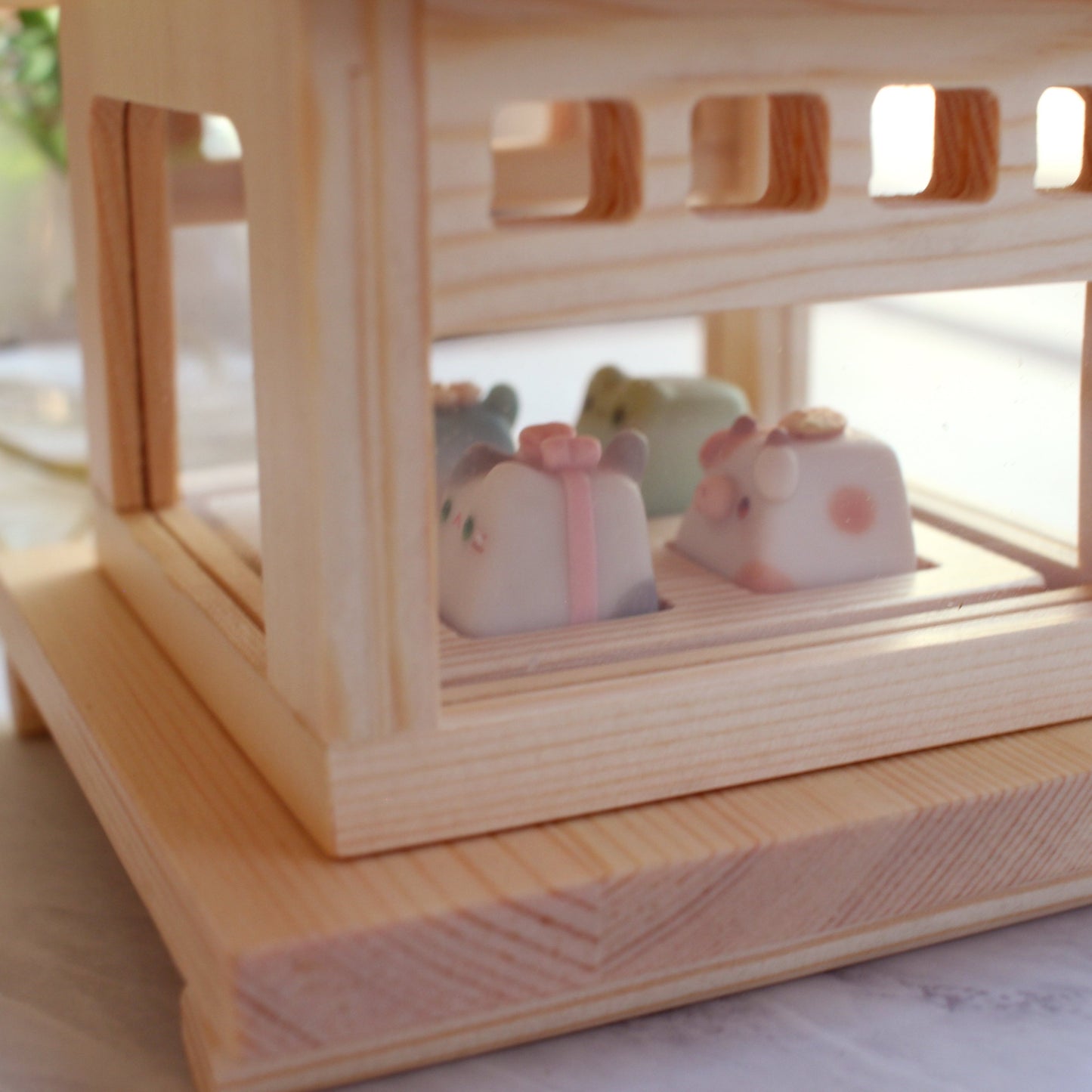Chashitsu Wooden Display for Keycaps & Small Figurines