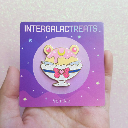 Intergalactreat: Moon Crisis Pudding - Hard Enamel Pin
