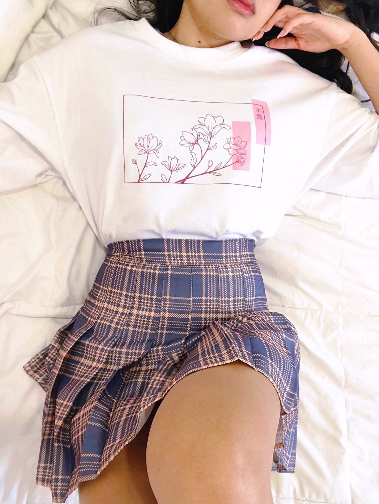 Lily Magnolia Deluxe Oversized T-shirts ( Unisex Sizes S - 3XL)