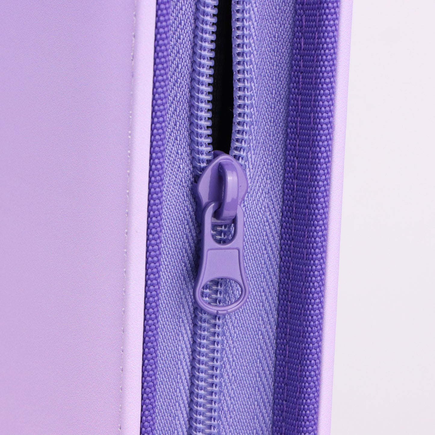 Moon Beam 9-Pocket Card Binder