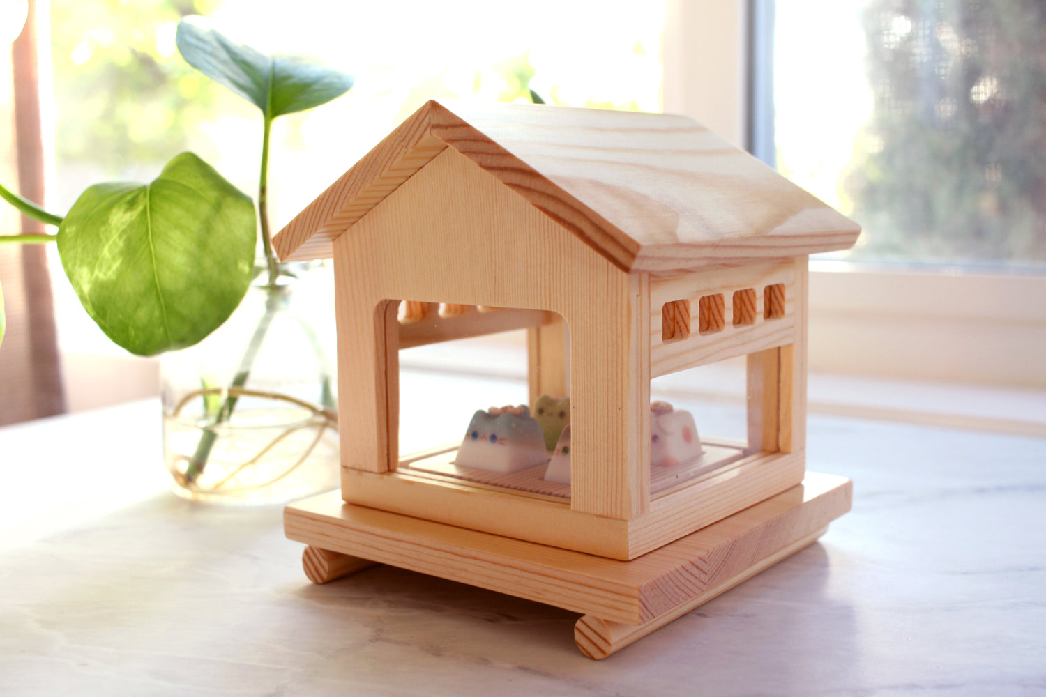 Wooden tea house for keycaps and figurines