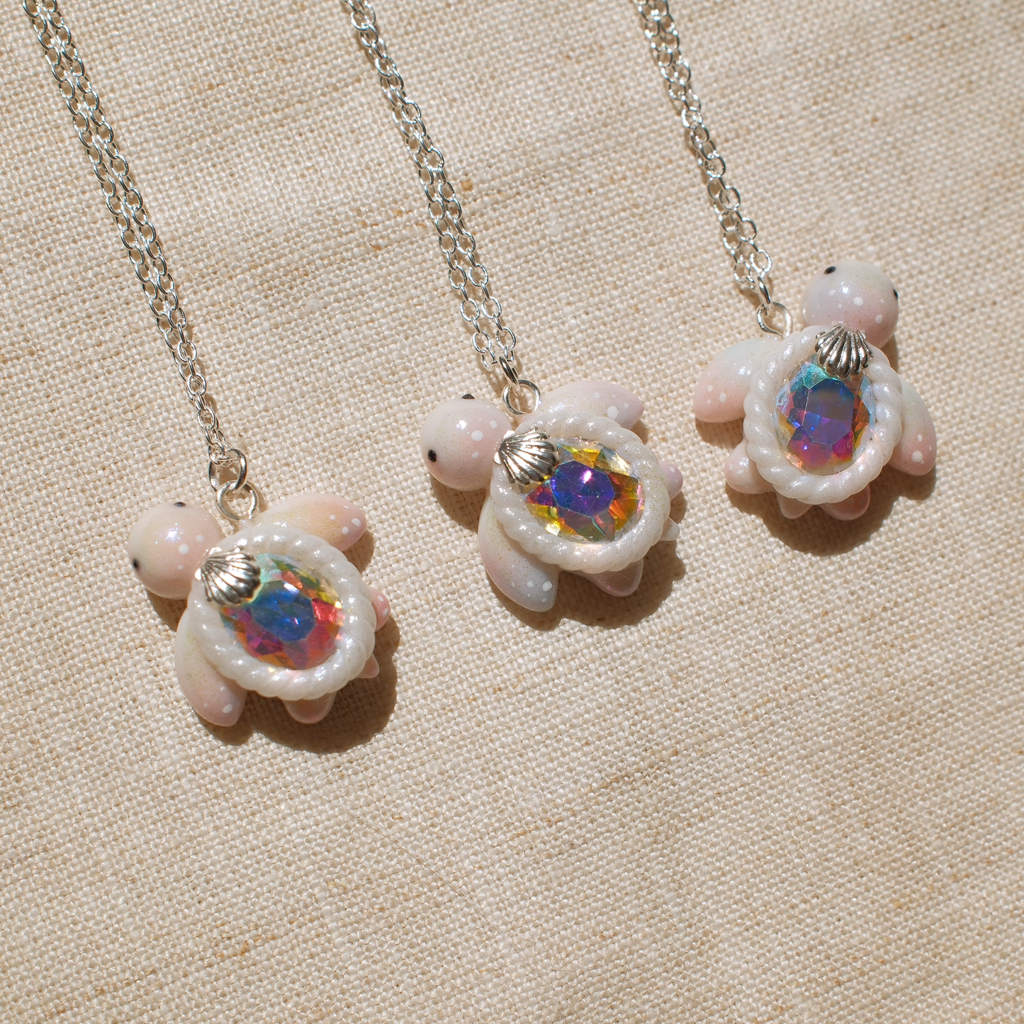Mini Albino Gemstone Turtle Necklaces (Silver)
