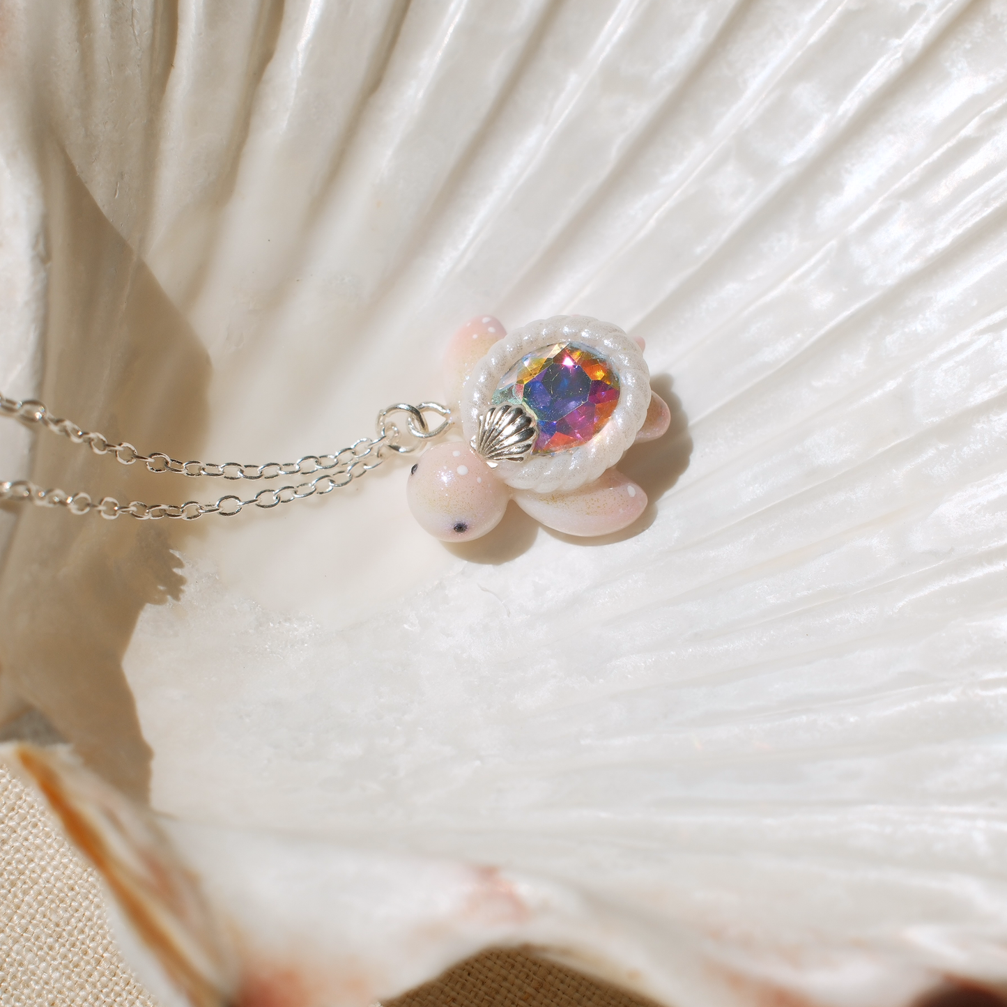 Mini Albino Gemstone Turtle Necklaces (Silver)