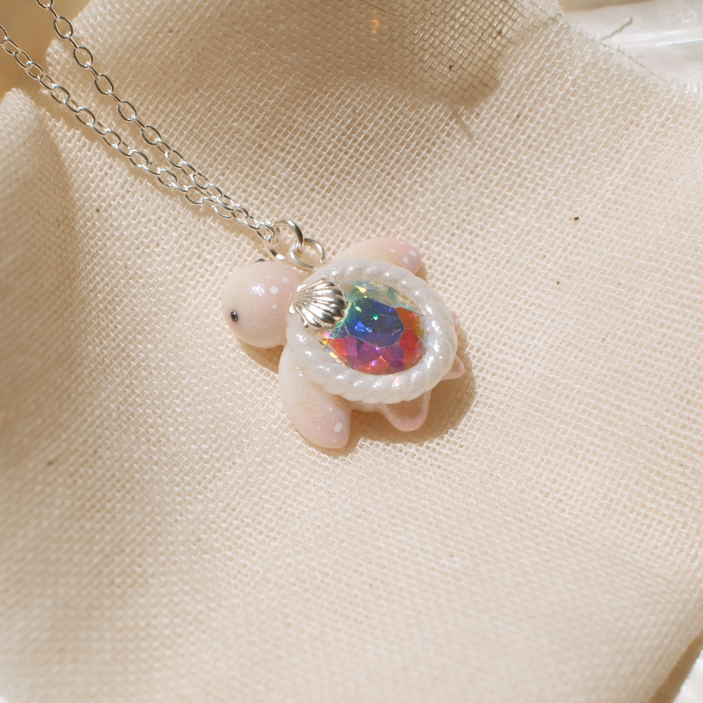 Mini Albino Gemstone Turtle Necklaces (Silver)