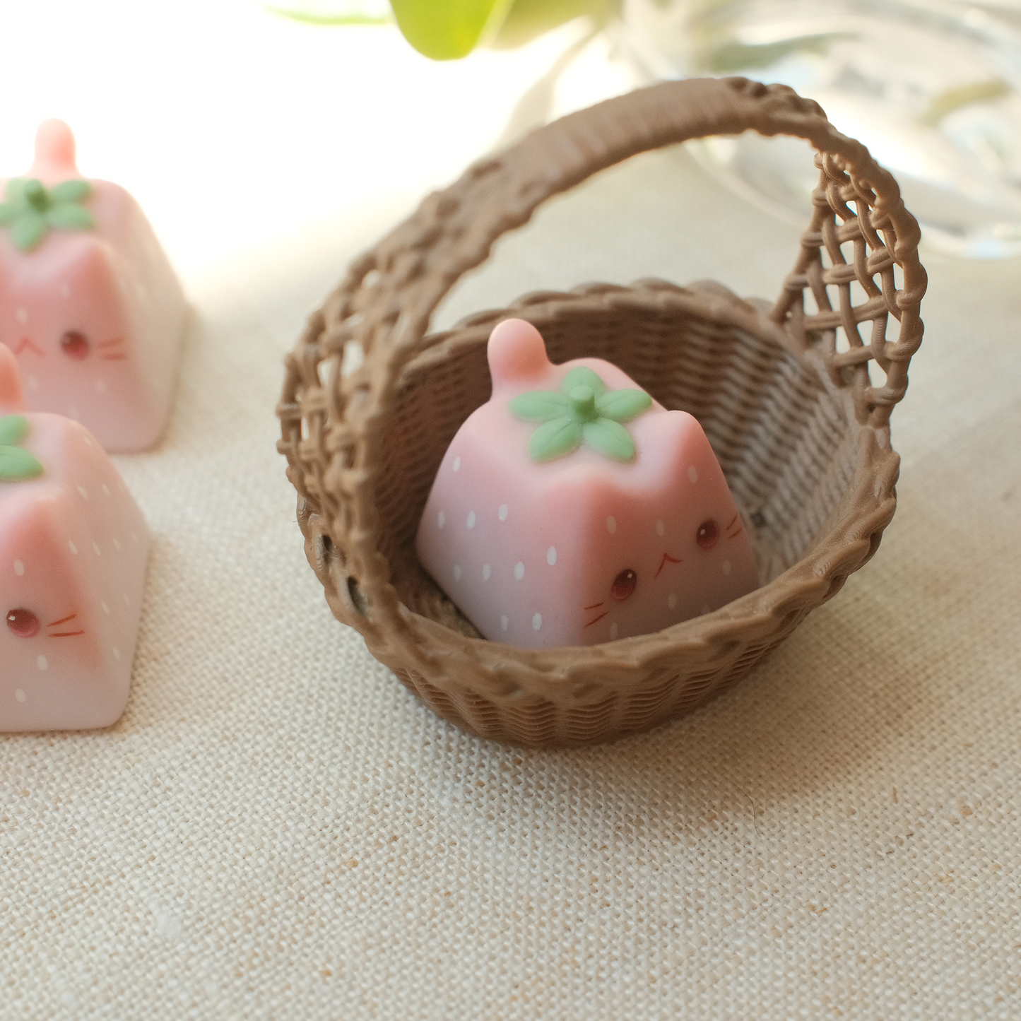 Kitty Keycaps - Strawberry