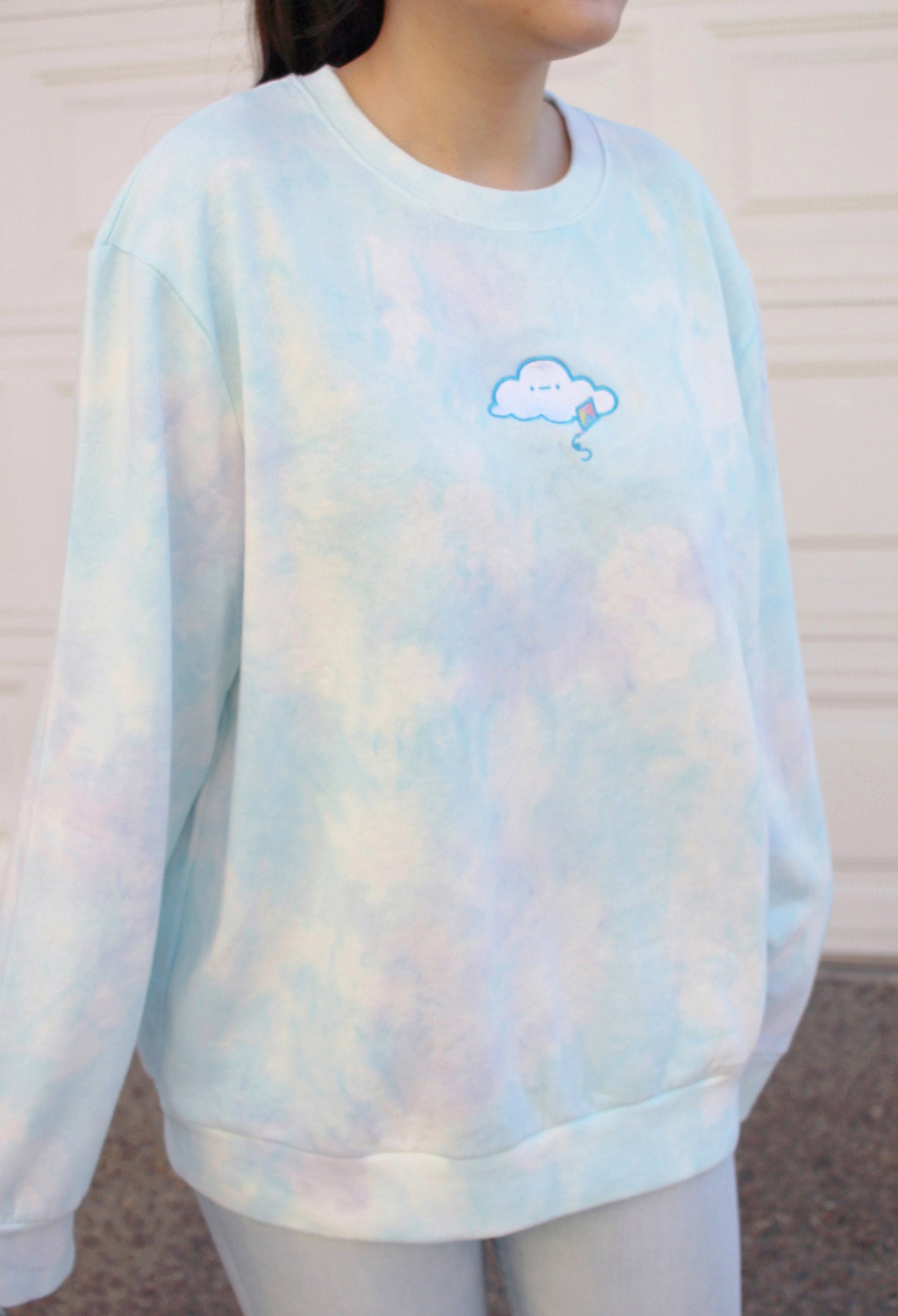 Chill Cloud Tie Dye Women's Sweatshirt